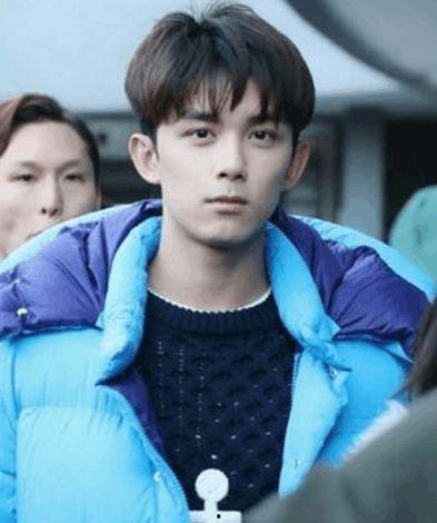 吃瓜娱乐圈吴磊百度云下载,独家百度云下载，揭秘明星幕后故事